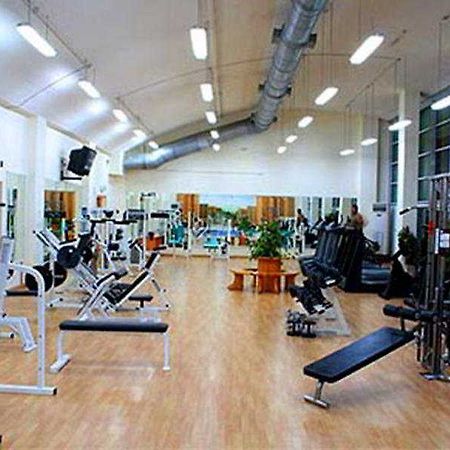 Quality Inn Tripoli 外观 照片